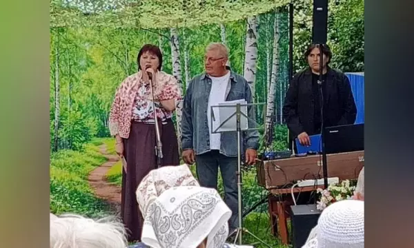 В панинском селе Михайловка 2-я провели благотворительный концерт в поддержку бойцов СВО