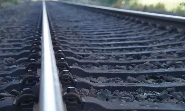 Три воронежских поезда задержаны в пути из-за перекрытия Крымского моста
