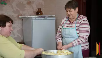Острогожские волонтеры передадут бойцам СВО к 23 Февраля более 30 кг оливье и около 80 кг сала