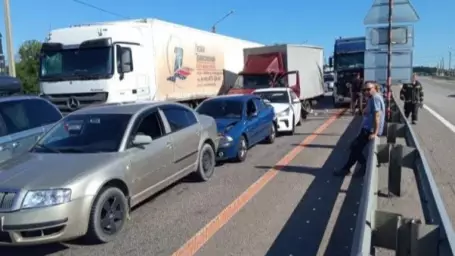Под Воронежем столкнулись 5 машин: пострадали 2 человека