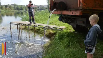 В Тамбовское озеро Павловска Воронежской области выпустили 10 тыс мальков