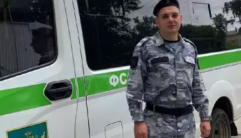 Судебный пристав из Воронежа помог потушить горящую &laquo;Ниву&raquo; после атаки БПЛА