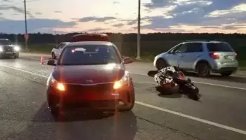 На трассе под Воронежем столкнулись KIA и мотоциклист: погиб мужчина