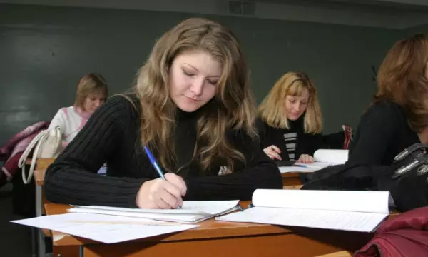 Воронежский вуз отправил студентов на дистант