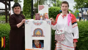 Русская печь и космический корабль на колесах. В Борисоглебске состоялся парад колясок