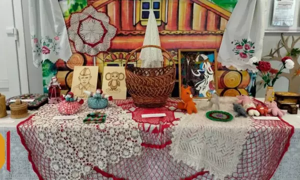 В грибановском селе Листопадовка открылась выставка рукоделия &laquo;Этот мудрый возраст&raquo;