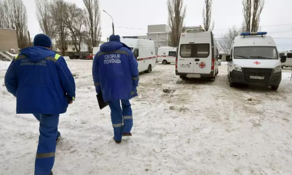 Главное за ночь. Медведь убил сторожа, 8 человек пострадали во время ракетного удара по Орлу