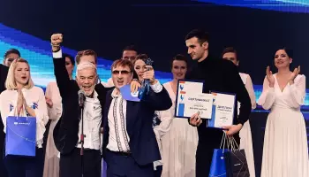Артем Толстобров представил новую песню &laquo;Про неё&raquo;