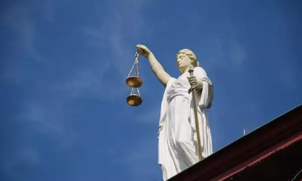 РПЦ попросила о смягчении приговора москвичке, сделавшей кальян на куличе