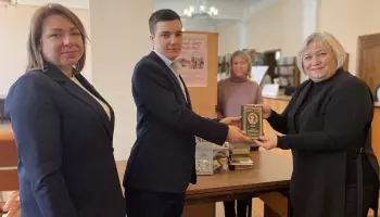 Сотрудники филиала &laquo;Южный&raquo; ООО &laquo;ЛокоТех-Сервис&raquo; присоединились к акции &laquo;Подари библиотеке книгу!&raquo;