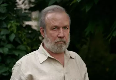Игорь Ларин рассказал о том, как менялась его поэзия за 50 лет